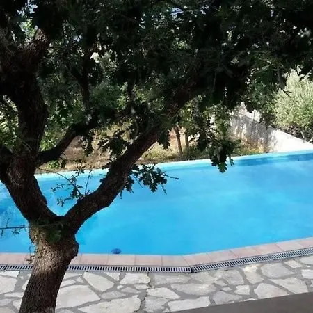 아파트 In Mit Grosser Terrasse By Interhome 빈예라크